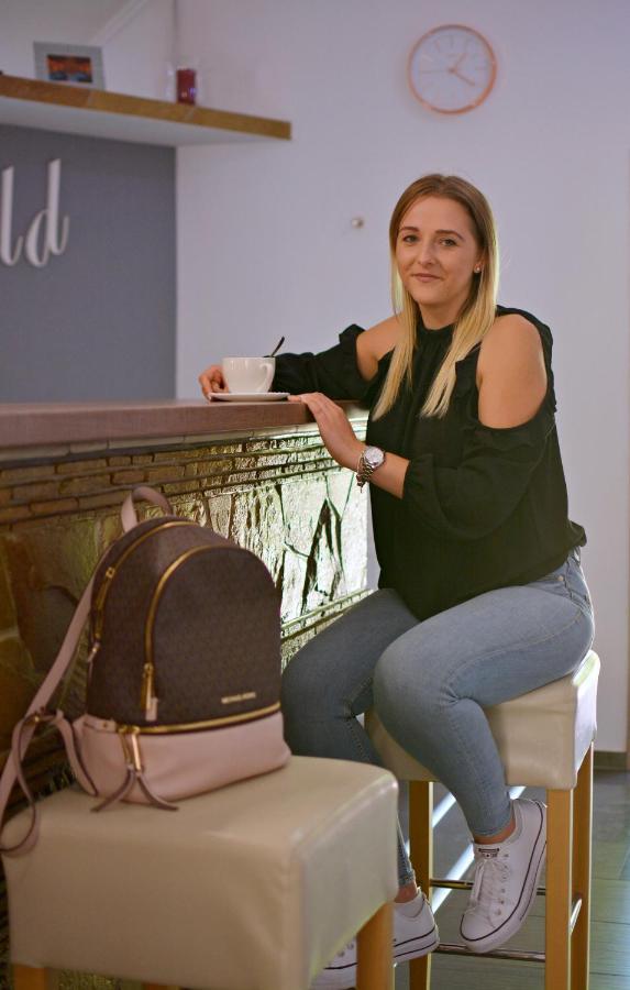 R.Gold Apartman Makó Exteriér fotografie