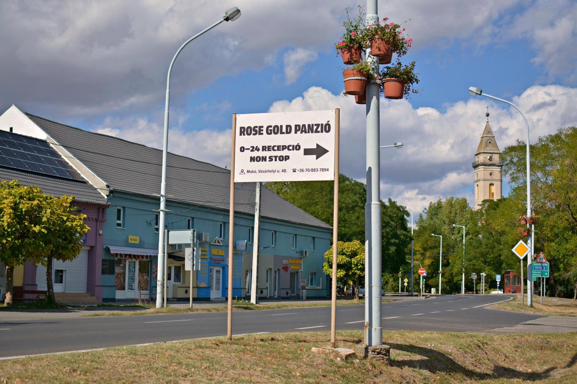 R.Gold Apartman Makó Exteriér fotografie